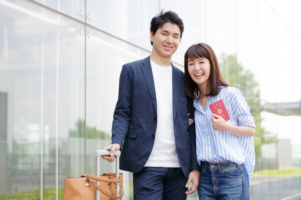 Can You Wear Invisalign Through Airport Security? What Travelers Need to Know
