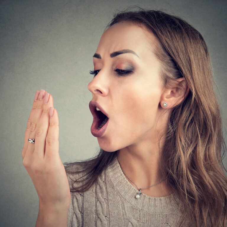 Invisalign teeth straightening solution